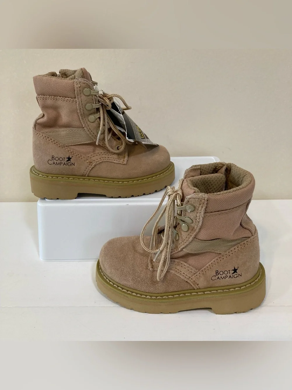 McRae Macs Kids Sz 8.5 Tan Suede Boys Combat Boots NEW